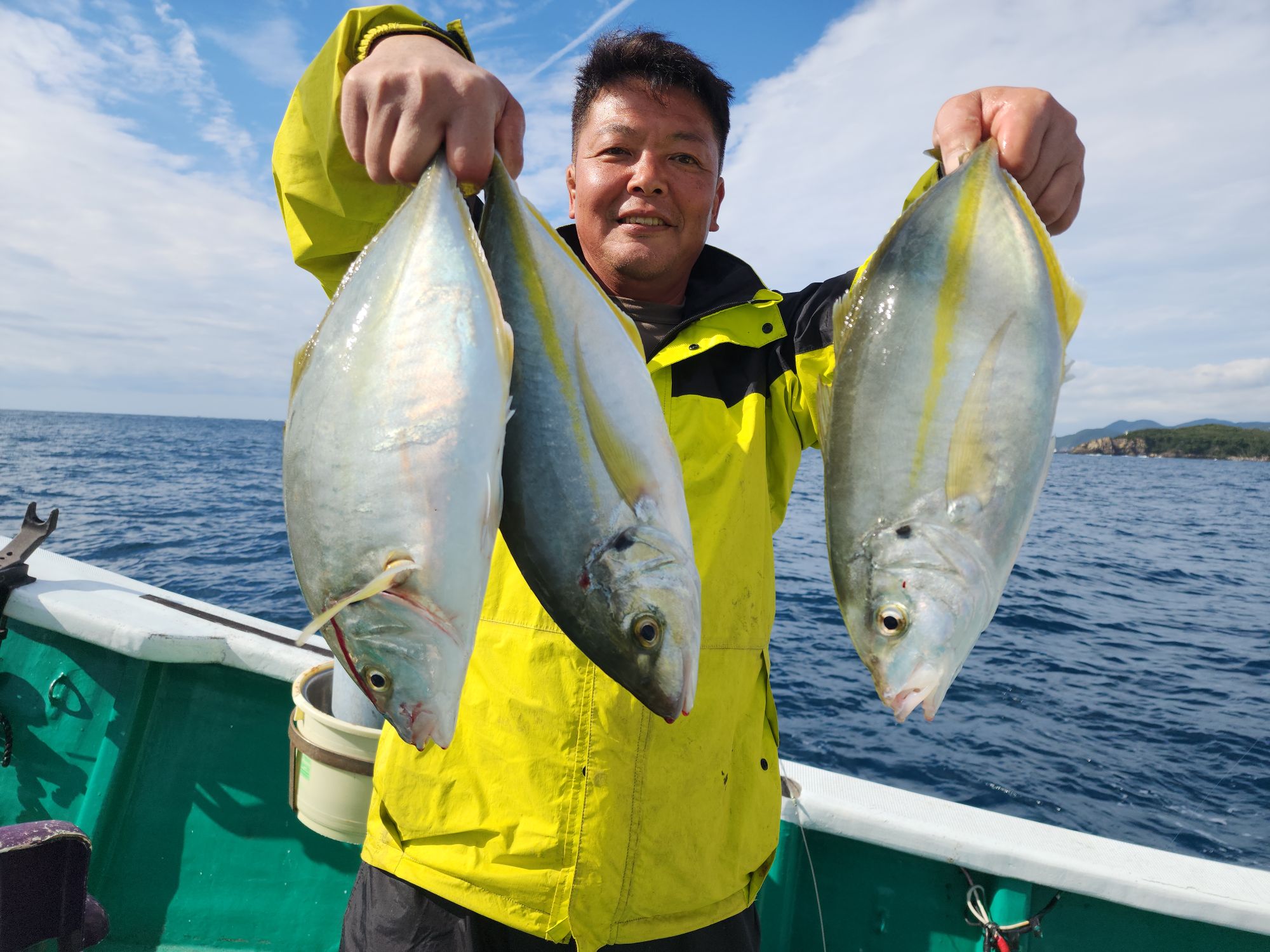 シマアジ！！＼（＾o＾）／